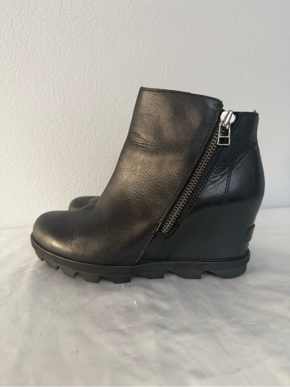Sorel Black Leather Wedge Ankle Boot with Side Zip Detail